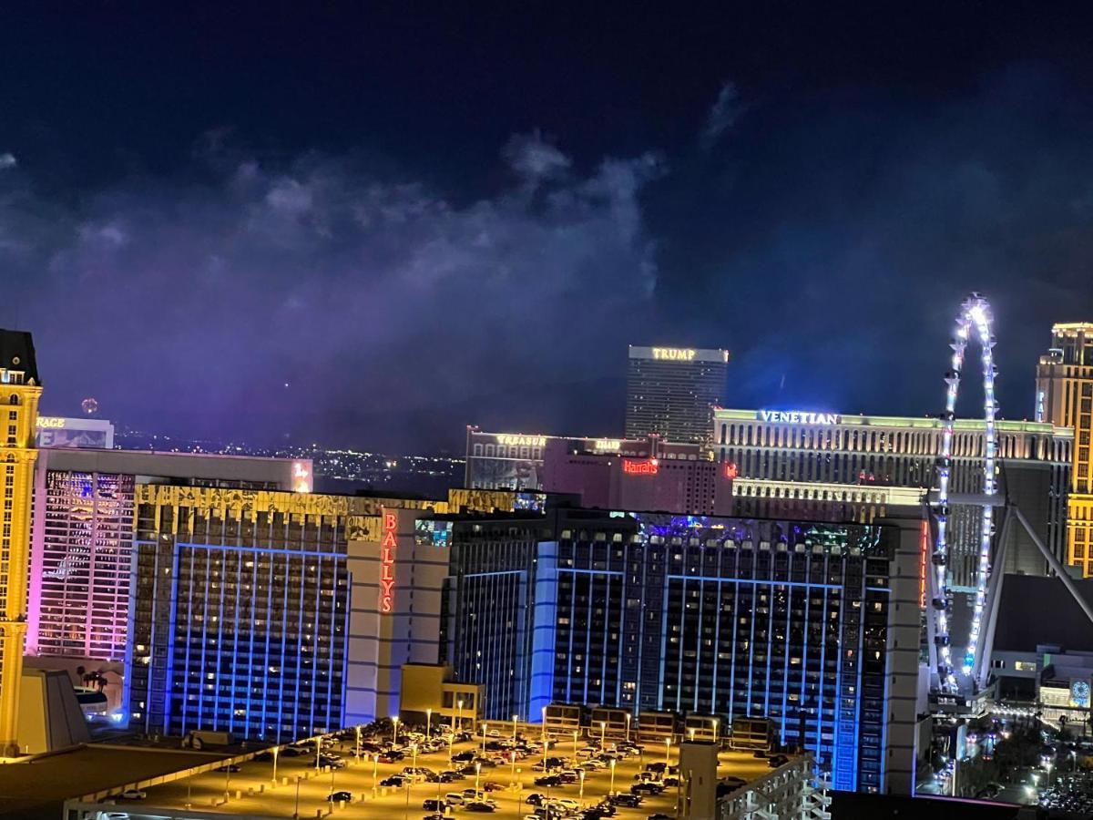 Balcony Suite Strip View Las Vegas Eksteriør bilde